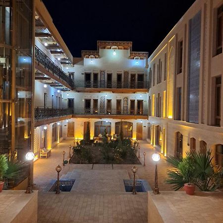 Caravan Plaza Inn Boutique Бухара Екстер'єр фото