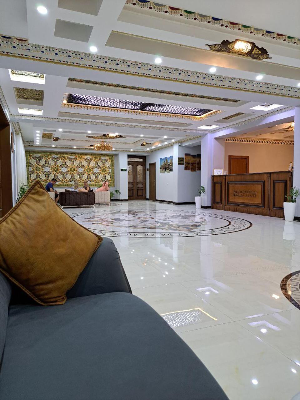 Caravan Plaza Inn Boutique Бухара Екстер'єр фото