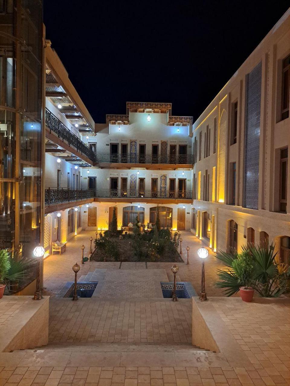 Caravan Plaza Inn Boutique Бухара Екстер'єр фото
