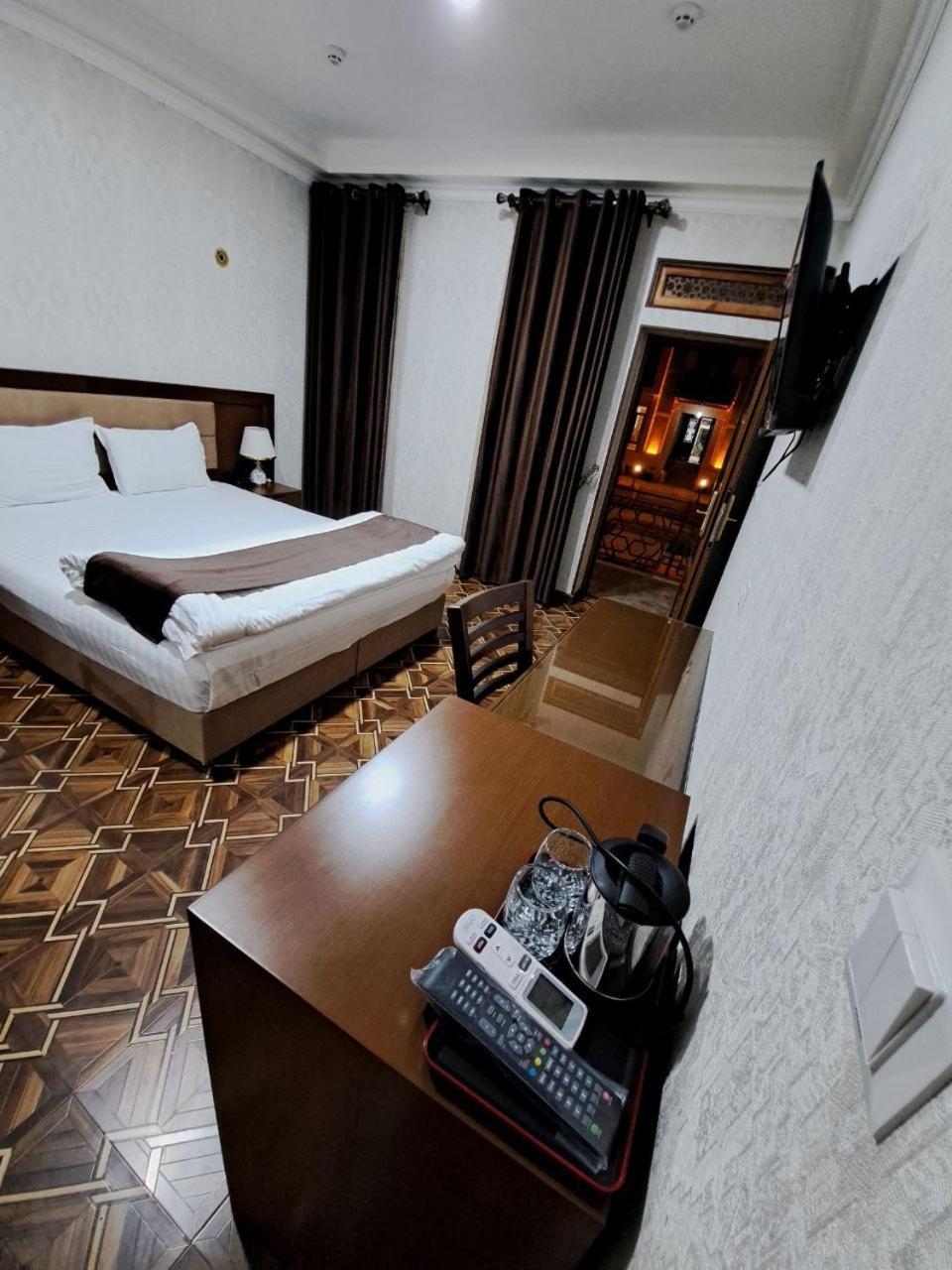Caravan Plaza Inn Boutique Бухара Екстер'єр фото