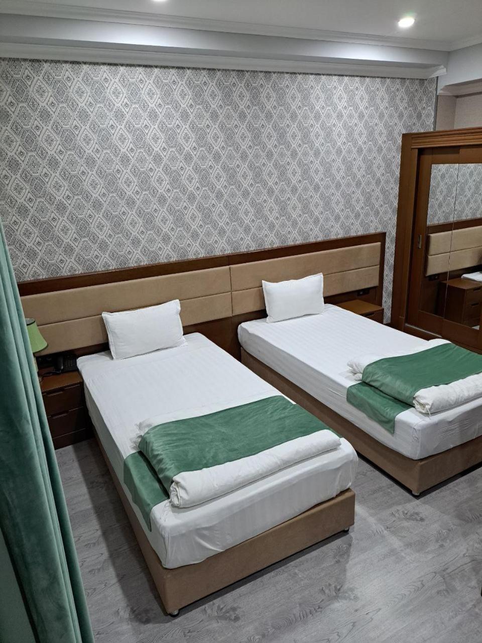 Caravan Plaza Inn Boutique Бухара Екстер'єр фото